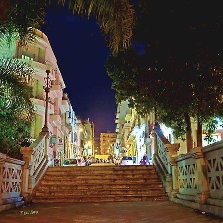Reggio Central House Low Cost Per 4 レッジョ・ディ・カラブリア エクステリア 写真