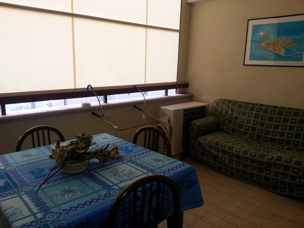 Reggio Central House Low Cost Per 4 レッジョ・ディ・カラブリア エクステリア 写真