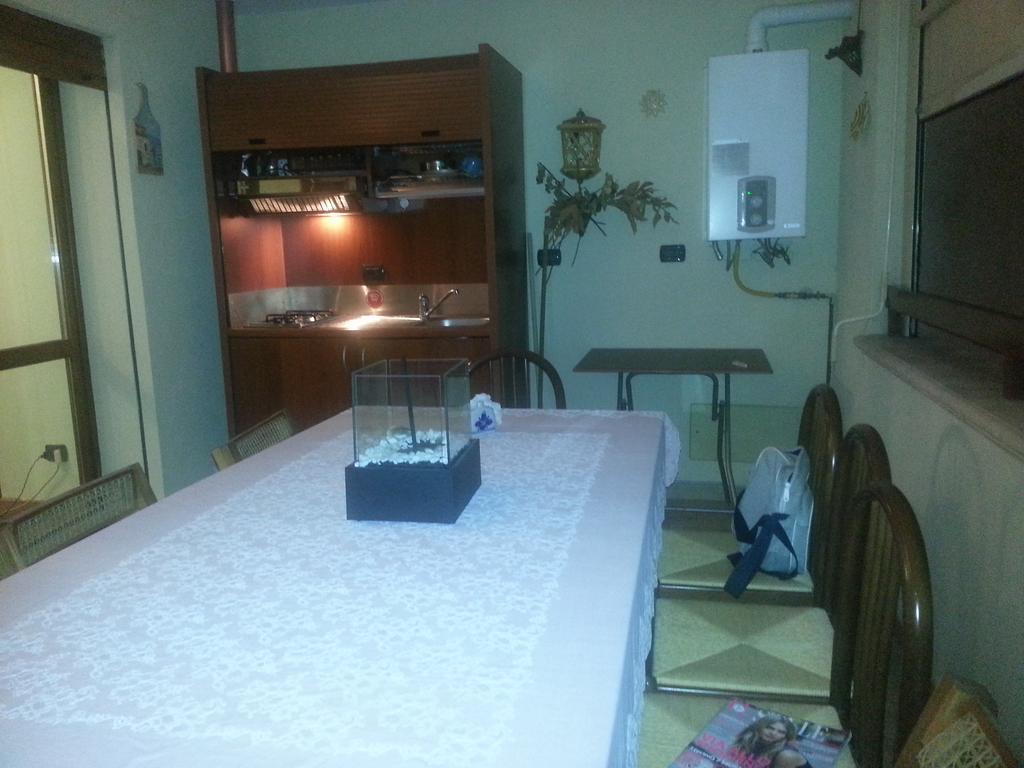 Reggio Central House Low Cost Per 4 レッジョ・ディ・カラブリア エクステリア 写真