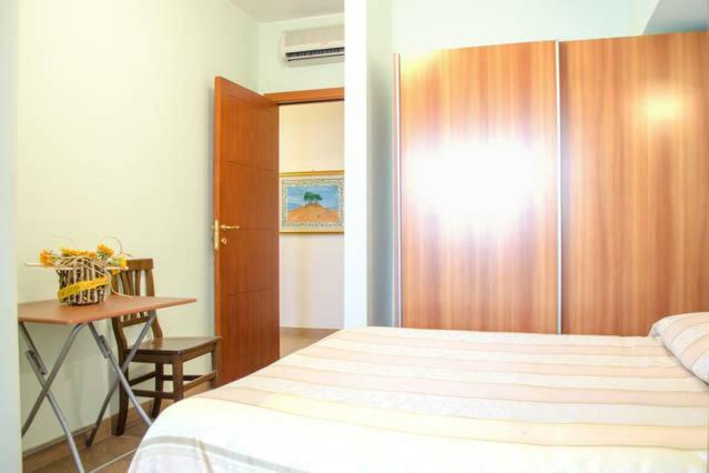 Reggio Central House Low Cost Per 4 レッジョ・ディ・カラブリア エクステリア 写真